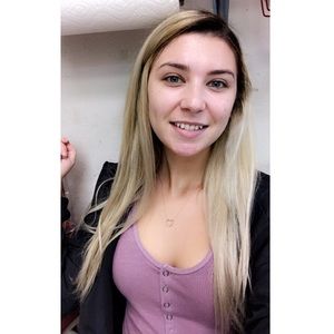 Meet your Posher, Isabel